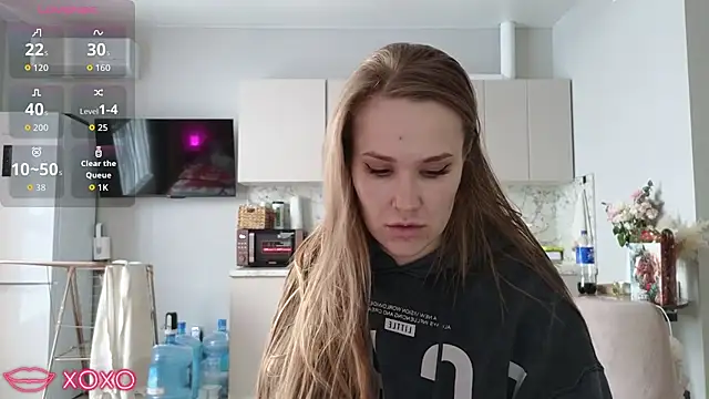 Snapshot of DianaShermy chatting on January 13, 2026, 1:27 pm DianaShermy online show from January 13, 2026, 1:27 pm