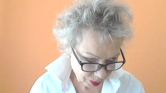 Snapshot of NessyJenixs chatting on September 20, 2025, 6:36 am NessyJenixs online show from September 20, 2025, 6:36 am