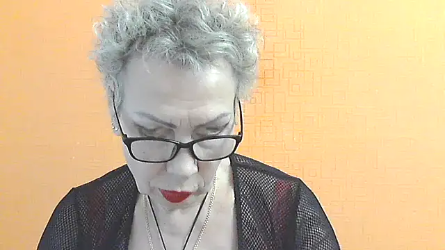 Snapshot of NessyJenixs chatting on November 27, 2025, 7:54 am NessyJenixs online show from November 27, 2025, 7:54 am