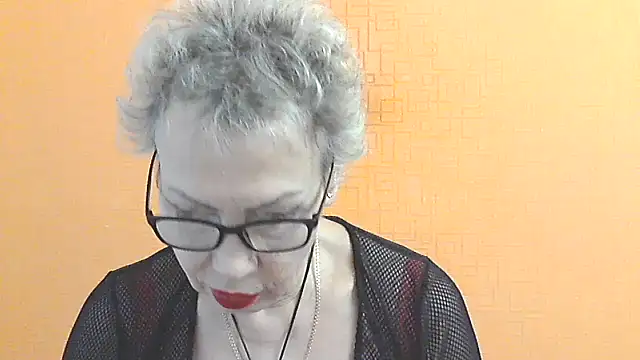 Snapshot of NessyJenixs chatting on November 29, 2025, 7:55 am NessyJenixs online show from November 29, 2025, 7:55 am