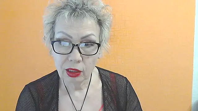 NessyJenixs online show from February 21, 2026, 2:07 pm