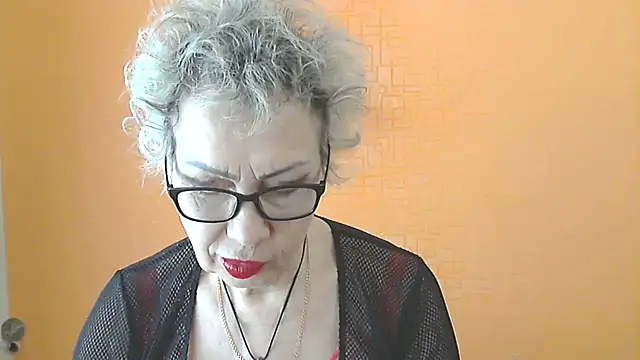 NessyJenixs online show from March 8, 2026, 7:23 am