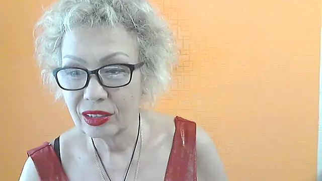 Snapshot of NessyJenixs chatting on May 25, 2026, 1:17 pm NessyJenixs online show from May 25, 2026, 1:17 pm