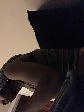 theprettysoles online show from May 6, 2026, 3:02 am