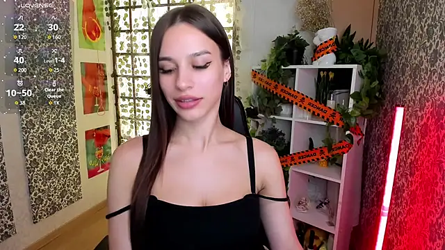 KristineBeauty online show from November 11, 2025, 8:36 am