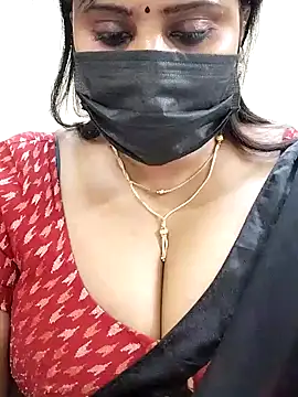 Snapshot of Queenflowerr chatting on January 28, 2025, 9:08 pm Queenflowerr online show from January 28, 2025, 9:08 pm