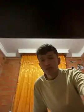 Snapshot of sebaxx8_ chatting on February 7, 2025, 5:41 am sebaxx8 online show from February 7, 2025, 5:41 am