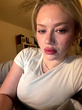 blissdimicco online show from December 20, 2025, 6:59 pm