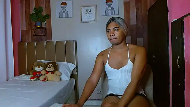 Snapshot of electrabrowns chatting on October 9, 2025, 12:52 am electrabrowns online show from October 9, 2025, 12:52 am