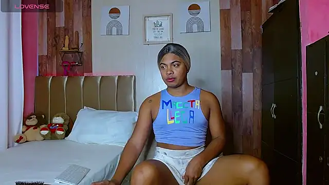 Snapshot of electrabrowns chatting on November 25, 2025, 4:23 am electrabrowns online show from November 25, 2025, 4:23 am