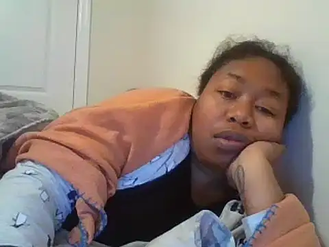 Snapshot of angeliquebelcali chatting on February 21, 2025, 10:39 am angeliquebelcali online show from February 21, 2025, 10:39 am