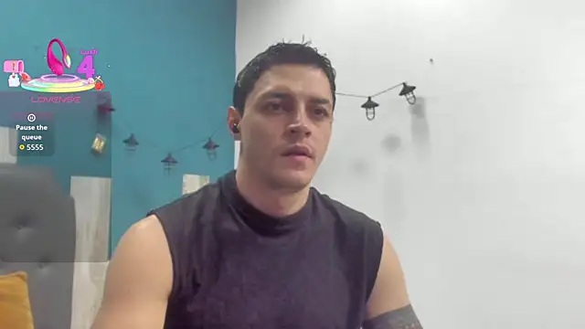 Frank Millers online show from October 14, 2025, 5:03 pm