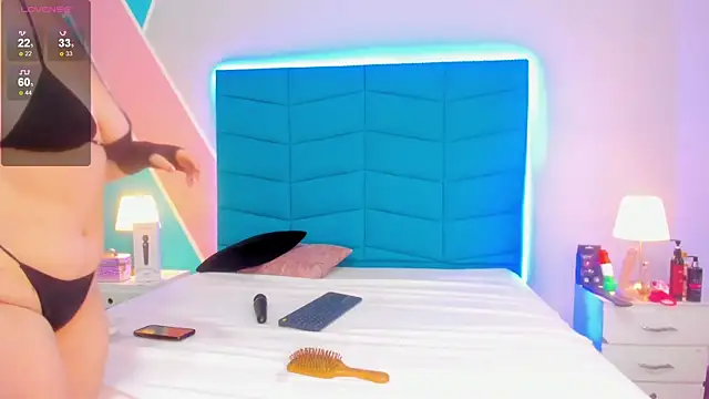 Luciana brown  online show from January 20, 2025, 7:46 pm