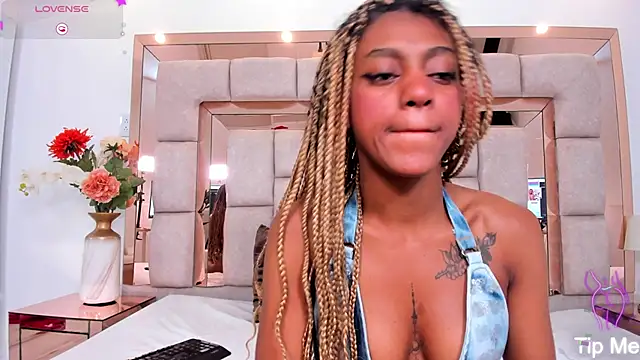 taliarussel online show from March 1, 2025, 8:31 pm