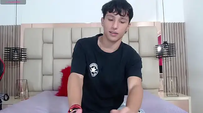 Snapshot of MarckPassion chatting on January 31, 2025, 12:40 pm MarckPassion online show from January 31, 2025, 12:40 pm