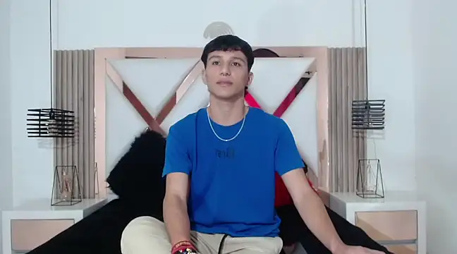 Snapshot of MarckPassion chatting on February 20, 2025, 1:08 pm MarckPassion online show from February 20, 2025, 1:08 pm