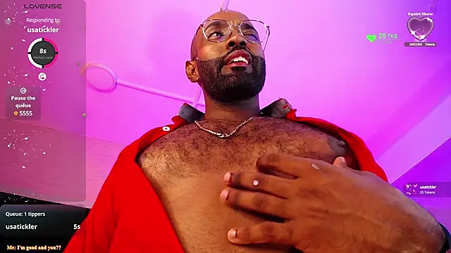 Snapshot of Simon_Basset chatting on January 22, 2025, 2:59 am Simon Basset online show from January 22, 2025, 2:59 am