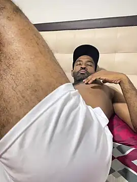 Snapshot of Simon_Basset chatting on March 2, 2025, 2:51 am Simon Basset online show from March 2, 2025, 2:51 am