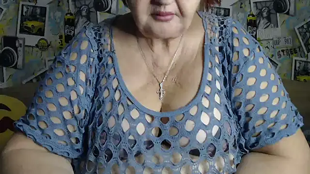 DeniseeRosea online show from December 1, 2025, 6:35 pm