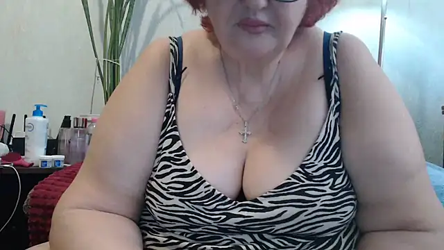 Snapshot of DeniseeRosea chatting on February 15, 2026, 7:16 am DeniseeRosea online show from February 15, 2026, 7:16 am