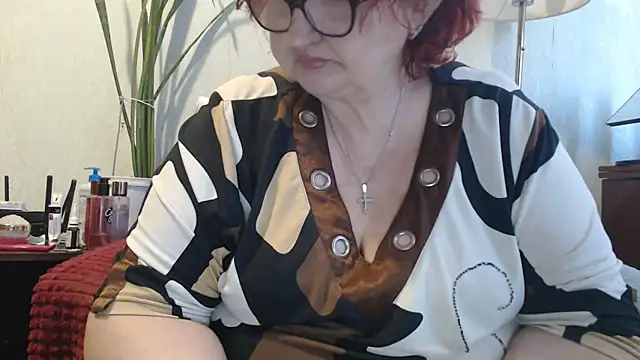 Snapshot of DeniseeRosea chatting on April 5, 2026, 3:20 pm DeniseeRosea online show from April 5, 2026, 3:20 pm