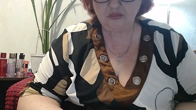 Snapshot of DeniseeRosea chatting on April 8, 2026, 10:32 pm DeniseeRosea online show from April 8, 2026, 10:32 pm