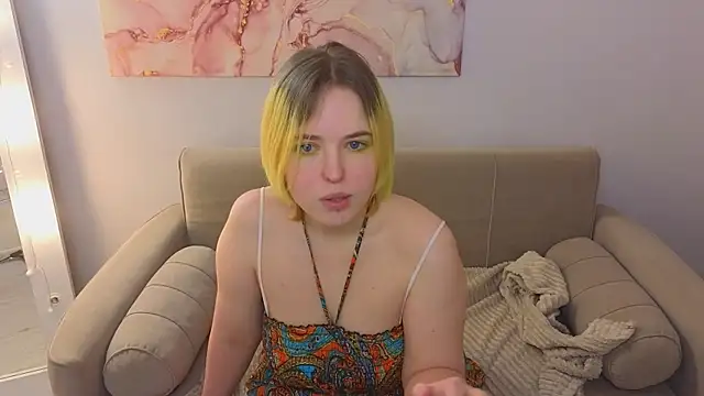 Manic pixie  online show from January 22, 2025, 3:51 pm