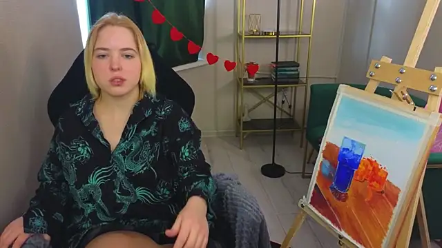 Manic pixie  online show from February 16, 2025, 11:05 am