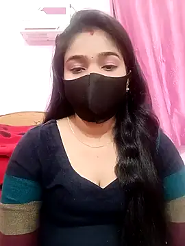 Snapshot of Simran-001 chatting on January 29, 2025, 5:45 pm Simran-001 online show from January 29, 2025, 5:45 pm