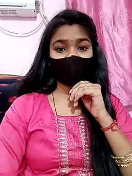 Snapshot of Simran-001 chatting on March 13, 2025, 6:01 pm Simran-001 online show from March 13, 2025, 6:01 pm