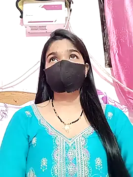 Snapshot of Simran-001 chatting on October 15, 2025, 5:57 pm Simran-001 online show from October 15, 2025, 5:57 pm