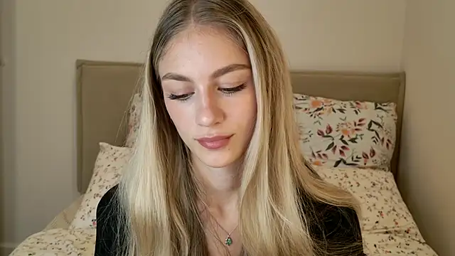 GabriellaOlsen online show from September 17, 2025, 10:28 am