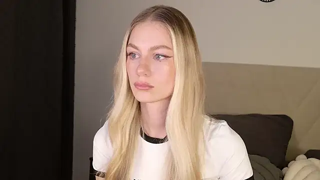 GabriellaOlsen online show from February 26, 2026, 6:18 pm