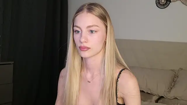 GabriellaOlsen online show from June 12, 2026, 4:06 pm