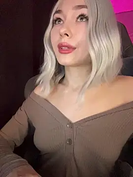 Ohmy Nora  online show from November 21, 2025, 12:10 am