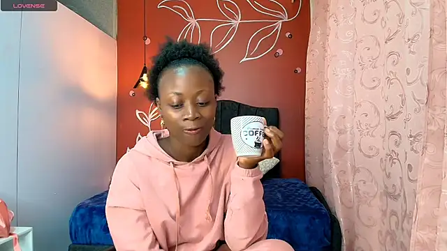 Sara Naugty online show from February 5, 2025, 12:06 pm