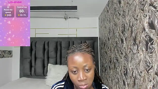 Sara Naugty online show from September 17, 2025, 7:26 pm