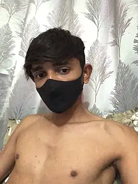 Snapshot of vas02vir chatting on February 24, 2025, 8:06 am vas02vir online show from February 24, 2025, 8:06 am