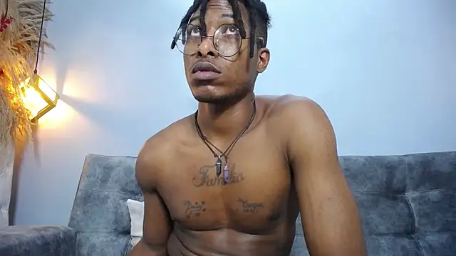 Snapshot of xxxhotbbc chatting on February 18, 2025, 6:37 pm xxxhotbbc online show from February 18, 2025, 6:37 pm