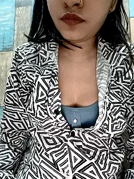 Snapshot of cute_IndianBabe chatting on November 27, 2025, 12:56 am cute IndianBabe online show from November 27, 2025, 12:56 am