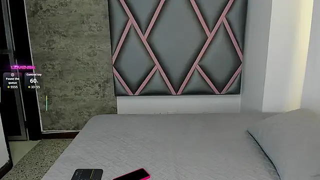 Martshall09 online show from September 9, 2025, 10:20 pm