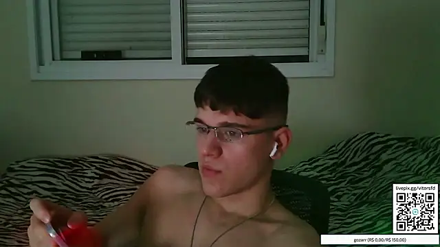 vitorsafado19 online show from October 26, 2025, 3:01 am