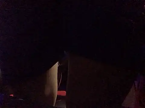 Snapshot of Nooneisthis chatting on September 9, 2025, 6:46 am Nooneisthis online show from September 9, 2025, 6:46 am