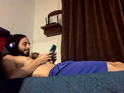 Snapshot of Nooneisthis chatting on October 31, 2025, 4:57 am Nooneisthis online show from October 31, 2025, 4:57 am