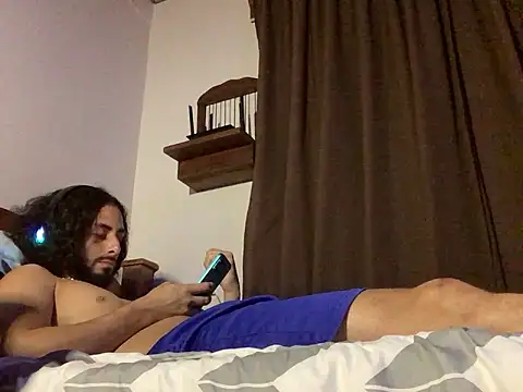 Snapshot of Nooneisthis chatting on November 18, 2025, 7:57 am Nooneisthis online show from November 18, 2025, 7:57 am