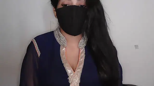 Snapshot of Reddy_Trisha chatting on April 9, 2026, 6:19 am Reddy Trisha online show from April 9, 2026, 6:19 am