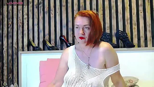 Snapshot of Alis_Lovi chatting on June 29, 2026, 9:48 am Alis Lovi online show from June 29, 2026, 9:48 am