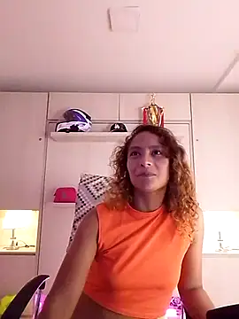 Zoedaniels online show from February 28, 2025, 8:39 pm