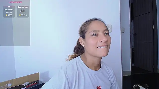 Zoedaniels online show from October 24, 2025, 2:08 am