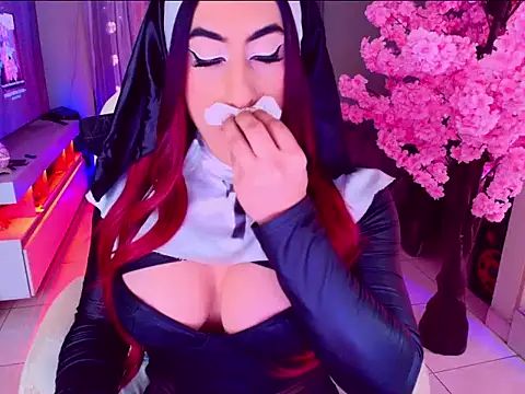 latexgoddes online show from October 31, 2025, 7:26 pm